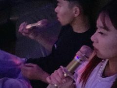 -唱吧麦颂KTV(东胜港悦广场店)