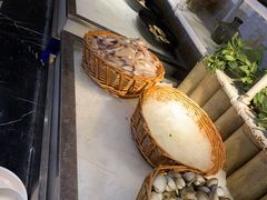 -锅儿欢海鲜火锅烤肉自助餐(东港凯虹店)