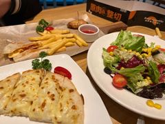 -菲滋意式餐厅(青悦城店)