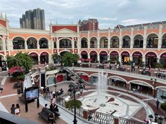 -佛罗伦萨小镇广佛名品奥特莱斯(疏港路店)