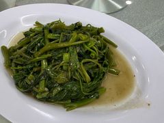 -新峰肉骨茶(总店)