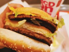 巨无霸汉堡-麦当劳(新闸路店)