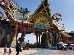 -七彩云南欢乐世界