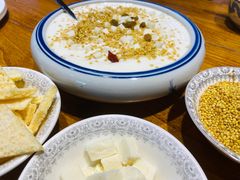 -蒙艾里民族传统菜蒙餐