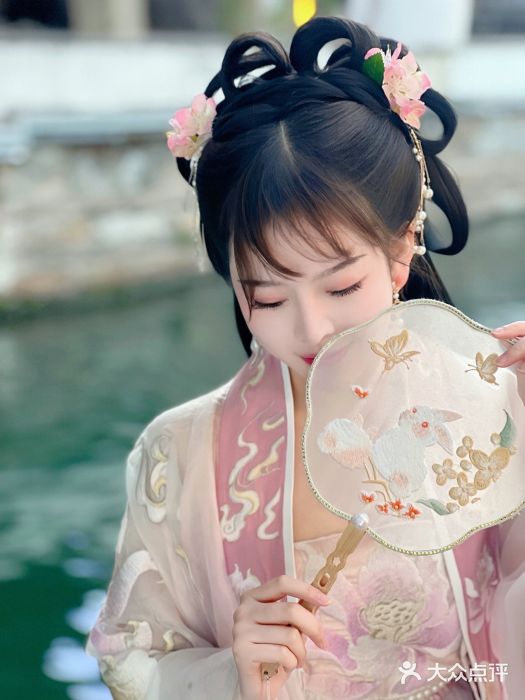 一揽芳华汉服旗袍体验馆(拙政园店)图片