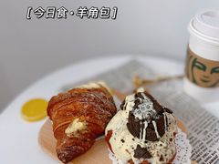泡芙羊角-OUR Bakery(三里屯太古里店)