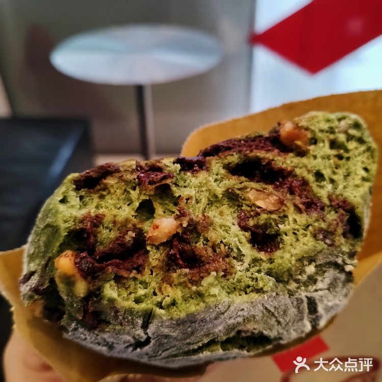 什么❓ 面包只要6.9,我来探探店!!