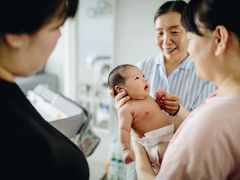 -爱月宝月嫂·育儿嫂(哈尔滨总店)