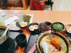 黑蒜油豚骨-博多一蘭·乌冬·定食·烧串(徐家汇店)