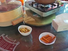 -老鼎万春卤菜(五代传承创始老店)
