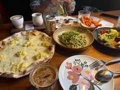 -JINNS锦时 steak&pizza(浸信会礼拜堂旧址店)
