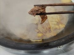 -屯老二农家铁锅炖·行业领军者(梅江店)