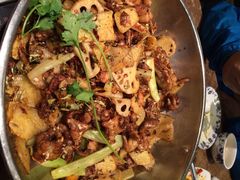 蛙蛙叫干锅年代(东直门簋街店)-蛙蛙叫干锅年代(簋街总店)