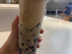 -喜茶(深圳万象城黑金店)