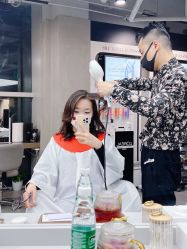 -变画·发型STUDIO