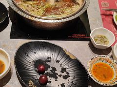 -一绪に寿喜烧(虹悦城店)