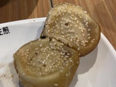 -小杨生煎(金山百联购物中心3楼店)