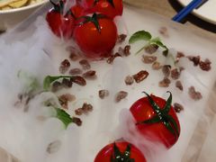 番茄脆菇沙拉-小大董·烤鸭(凤凰汇店)