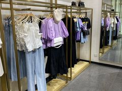 -URBAN REVIVO(济南世茂广场店)