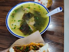 -曾笼笼牛肉饼