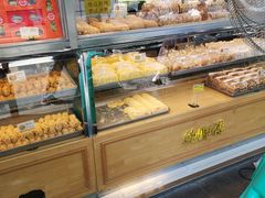 -鲍师傅糕点(江苏路店)