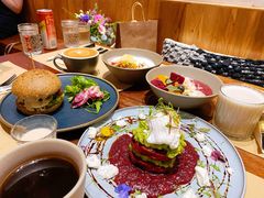 羊奶酪红菜头饼-O'mills Sourdough Bakery&Bistro(永嘉路店)