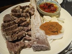 -阿里家·新疆烤肉酒場 by MIG