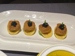鱼子酱黄山毛豆腐-半勺·新徽菜(银泰城店)