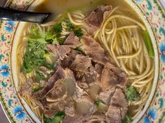 -金杨拉面王小吃面馆·牛三宝面·红烧牛肉粉