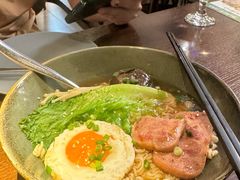 -卡普里披萨·牛扒·下午茶