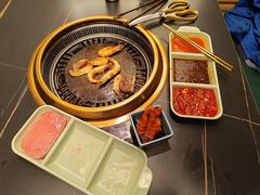 -梨花甄选自助烤肉(小寨原力场店)