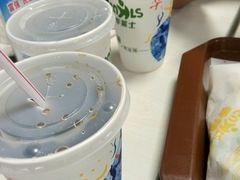 -华莱士·全鸡汉堡(湛江新华店)