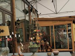 -莉莉家的音乐花园餐吧(航空路店)
