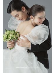 -雪中彩影婚纱摄影·微光艺术中心