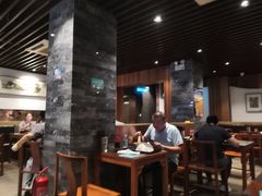 -亮亮面馆(经六路店)