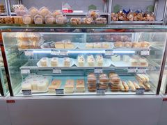 -白玉兰食品(中山公园龙之梦店)