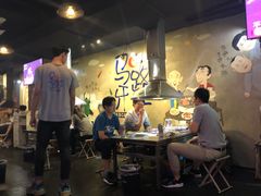 大堂-马路牙子地桌烤肉(工体店)