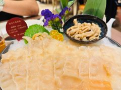 加拿大象拔蚌-協成海鮮火鍋(老店)