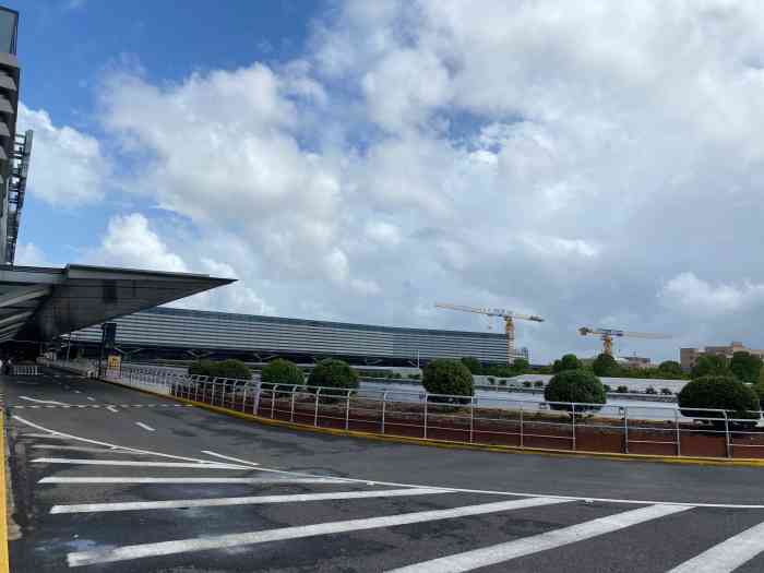 春秋航空(虹桥机场t1店)-"春秋航空是一家廉价航空,很多时候买特价机.