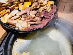 -一朵菌·野生菌探索家火锅(南亚店)