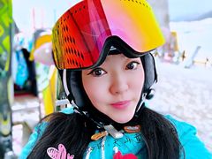 -丝绸之路山地度假区滑雪场
