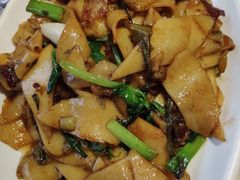 -蔼若春.传承三十年云南菜(金碧公园店)