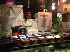 -老牌坊云南鱼豆花火锅(嵩山店)