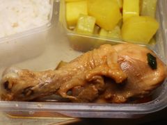 -同济大学本部学苑饮食广场