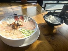 -桥香园过桥米线(国贸店)