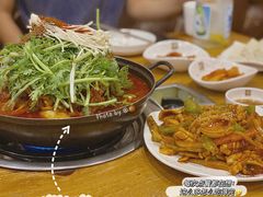-喇喇排骨火锅·传统韩式脊骨汤(望京西园总店)