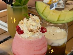 -Mark&Mars Restaurant