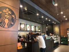 -星巴克(杭州西湖银泰1F店)