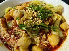 -烤肉小伙烤肉店