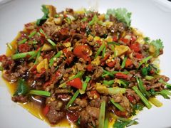 爆炒小黄牛 西兰花-老长沙湘菜馆(凤凰路店)